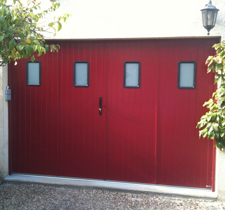 Porte de garage à vantaux